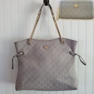 Tory Burch Bryant Quilted Slouchy Tote French Grey
